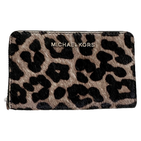 Michael Kors Zip Small Zip Around Card Case Wallet Animal Print Haircalf - Picture 1 of 7